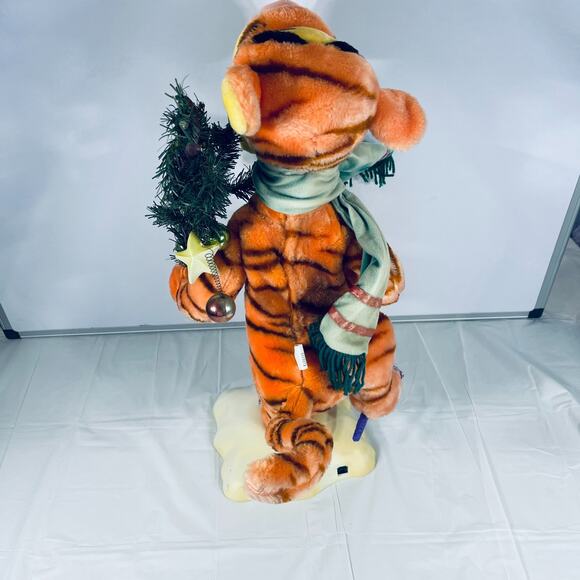 Disney Telco 1996 Tigger Animated Christmas Figure with Tree & Scarf – 24” Light - Picture 5 of 16